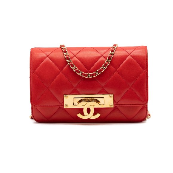 $3890 Chanel Lambskin quilted golden class wallet on chain woc red - Picture 1 of 12